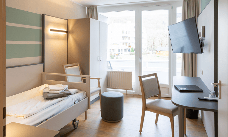 cln-elfenmaarklinik-patientenzimmer-3
